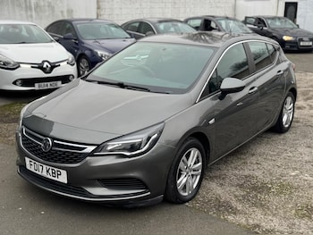 Used Vauxhall Astra 2017 for sale - 77067079: Photo