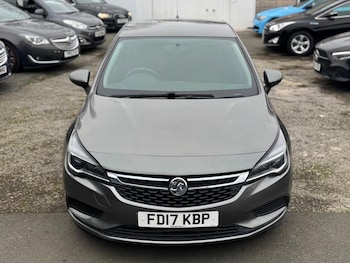 Used Vauxhall Astra 2017 for sale - 77067079: Photo