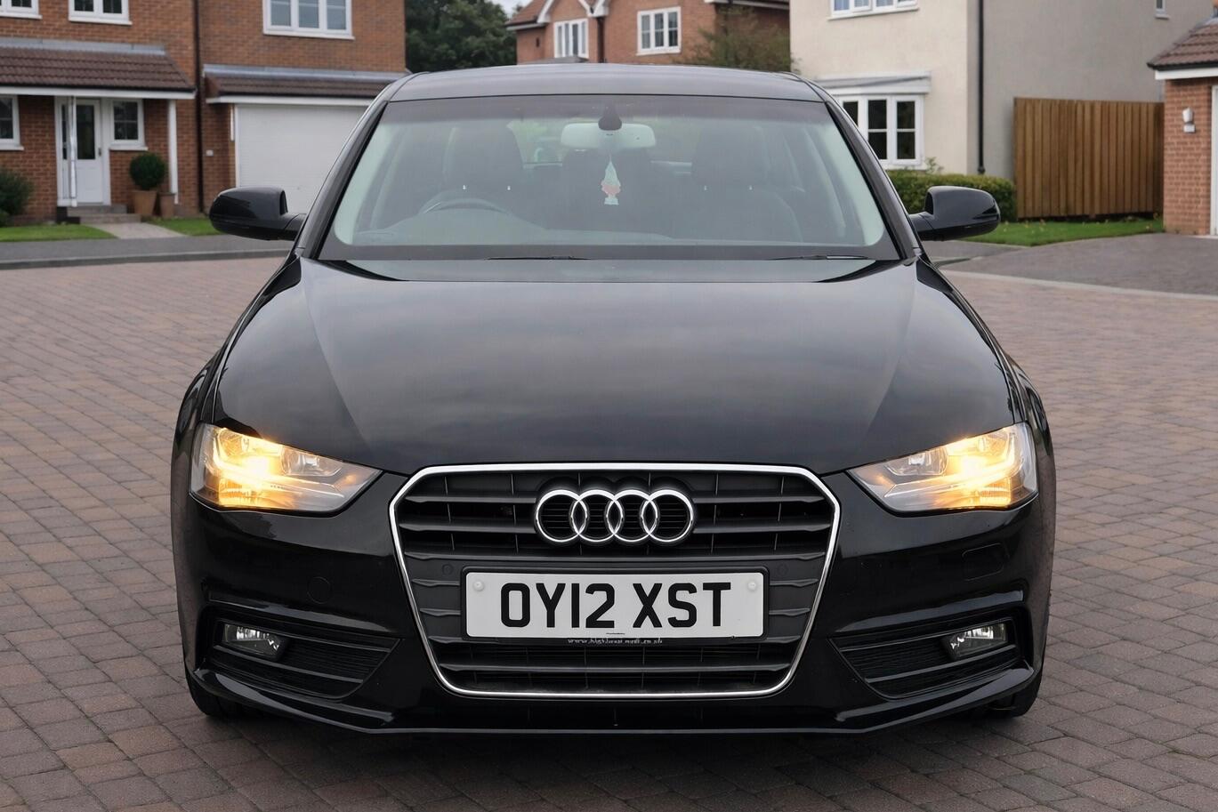 Used Audi A4 2012 for sale - 77898627: Photo 2