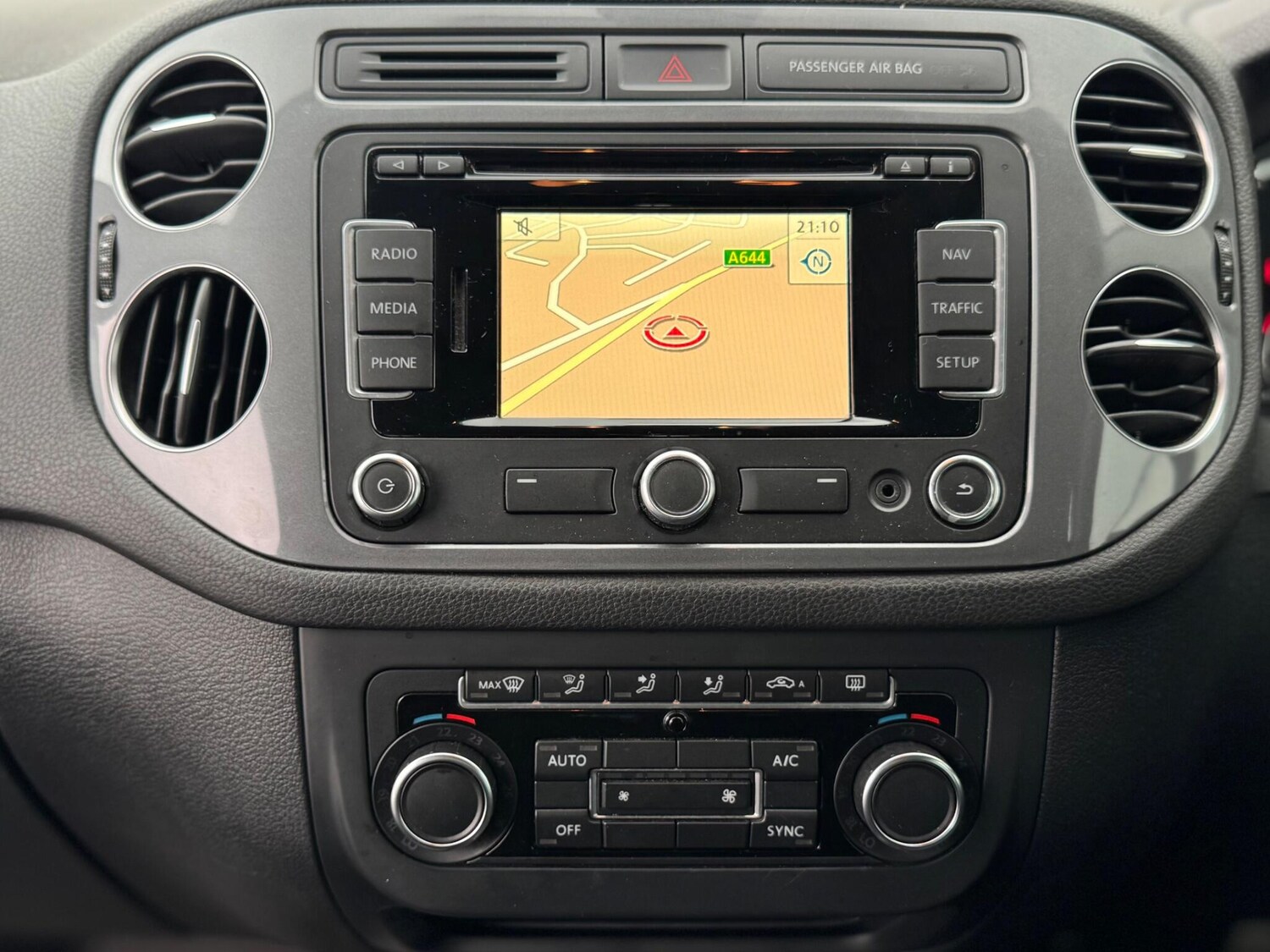 Used Volkswagen Tiguan 2015 for sale - 78102575: Photo 69