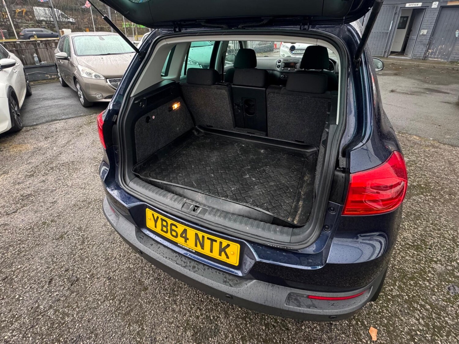 Used Volkswagen Tiguan 2015 for sale - 78102575: Photo 76