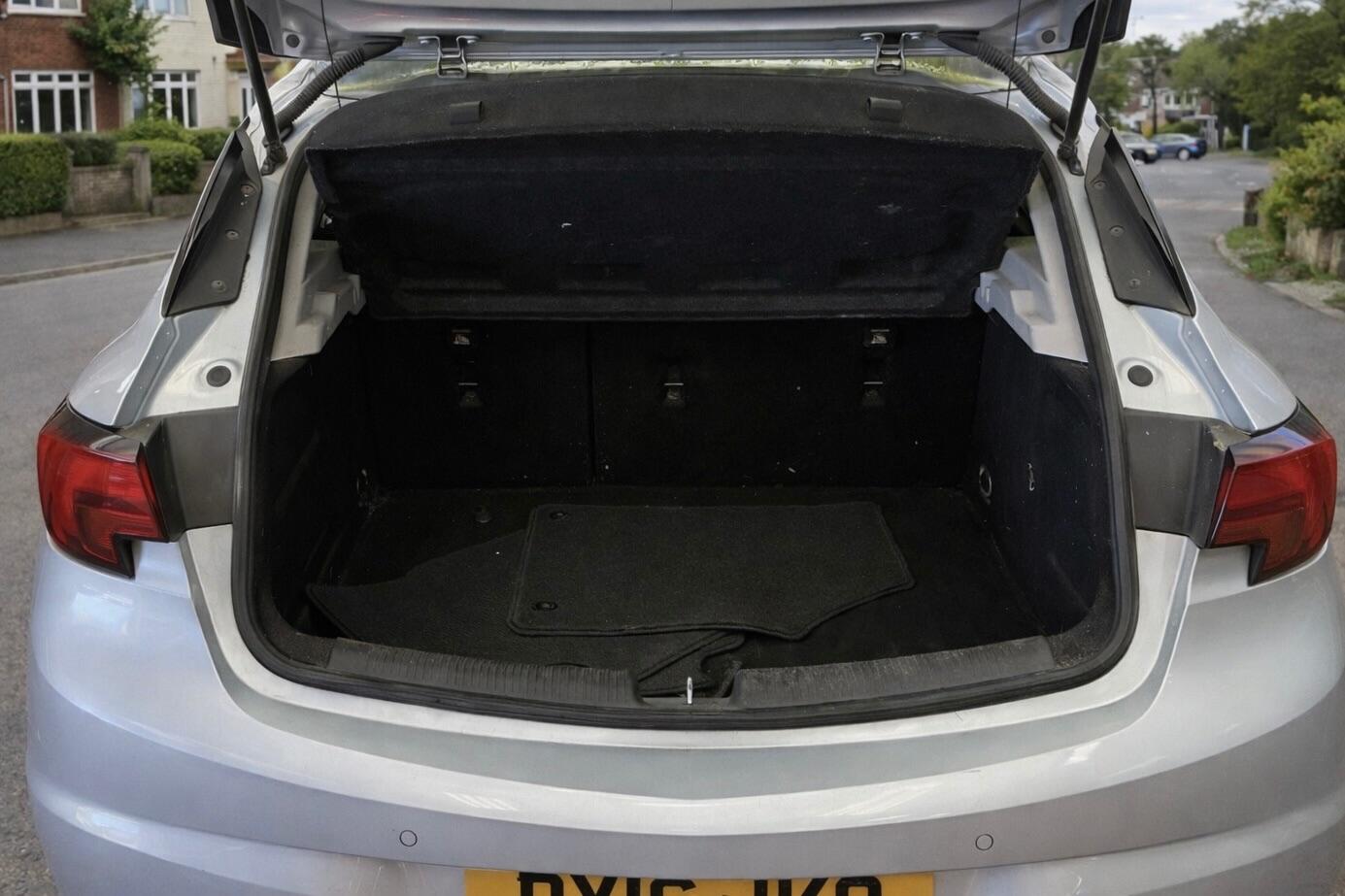 Used Vauxhall Astra 2016 for sale - 77633048: Photo 9