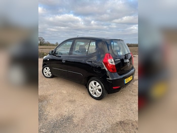 Used Hyundai i10 2012 for sale - 77484216: Photo