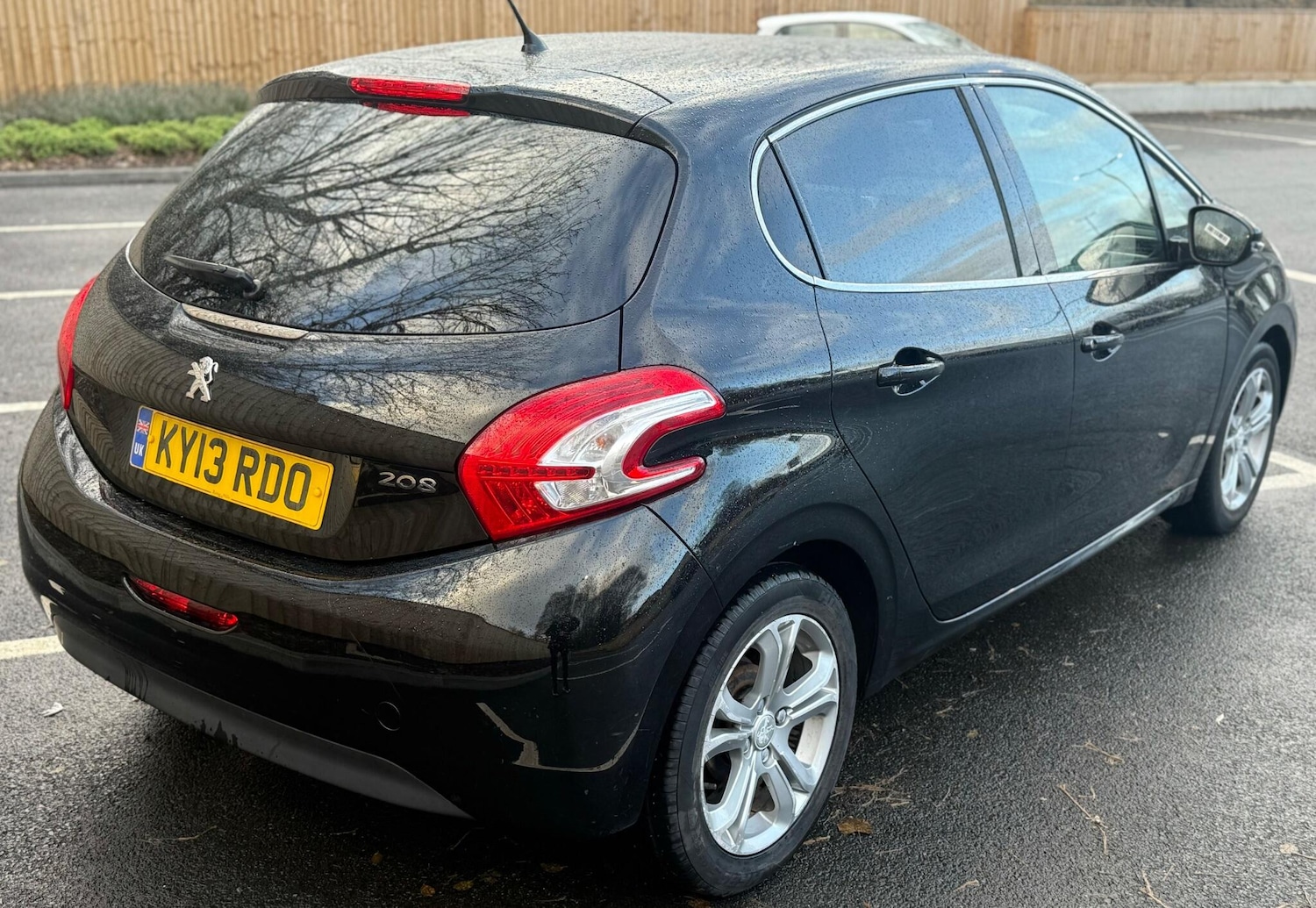 Used Peugeot 208 2013 for sale - 76899704: Photo 34