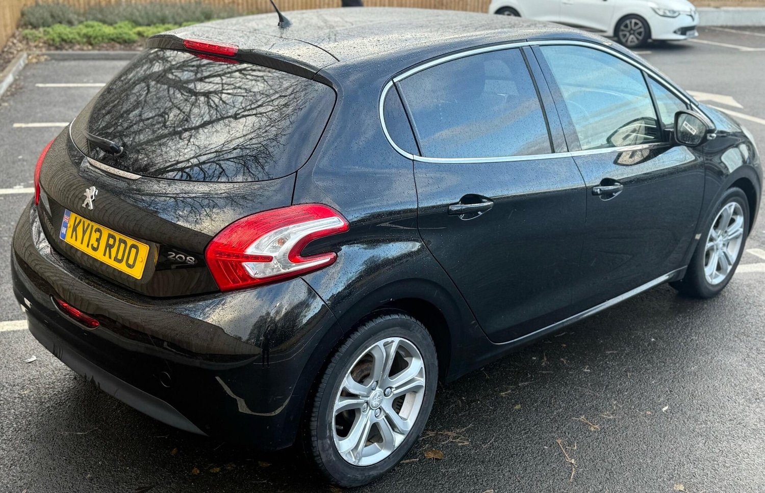 Used Peugeot 208 2013 for sale - 76899704: Photo 36