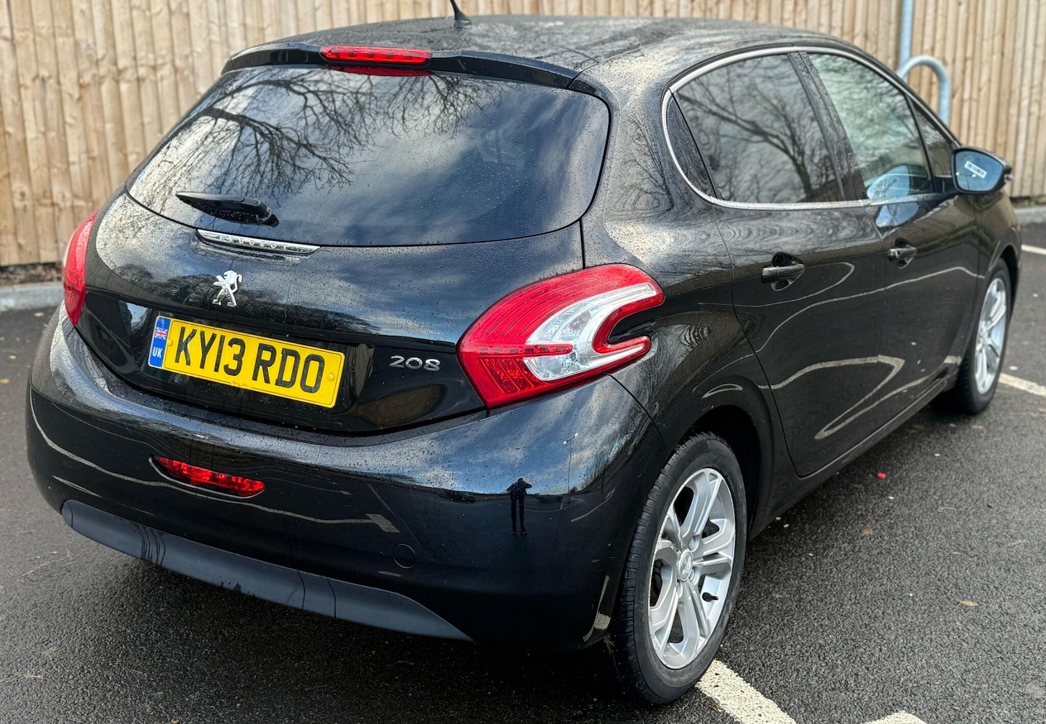 Used Peugeot 208 2013 for sale - 76899704: Photo 37