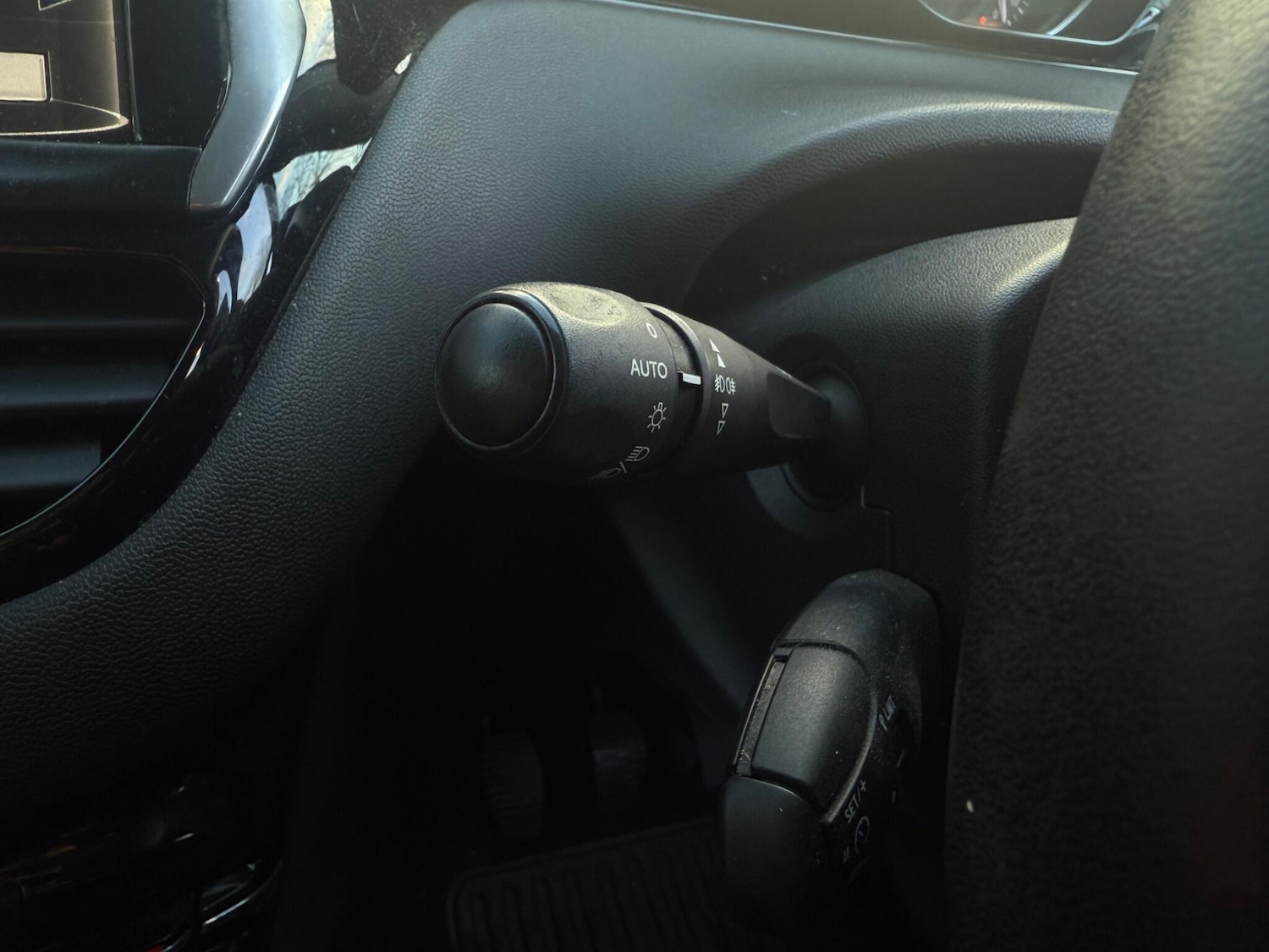 Used Peugeot 208 2013 for sale - 76899704: Photo 50