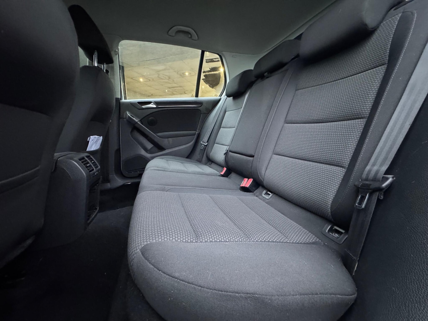 Used Volkswagen Golf 2012 for sale - 77330376: Photo 43