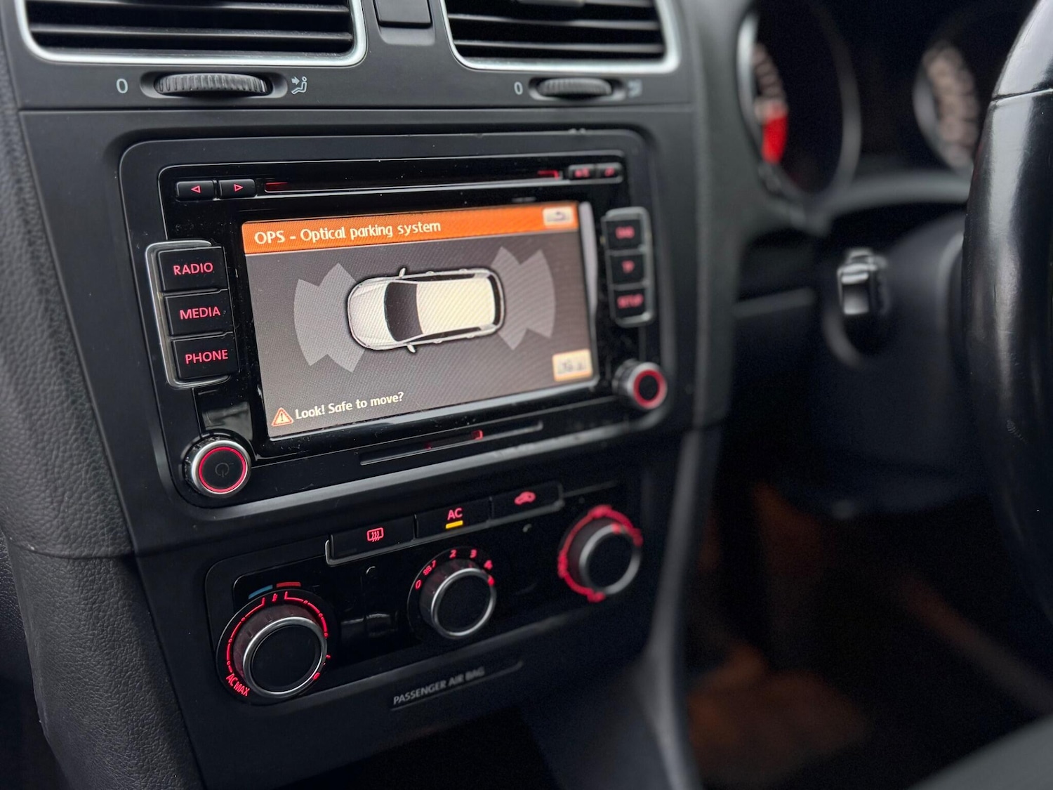 Used Volkswagen Golf 2012 for sale - 77330376: Photo 56