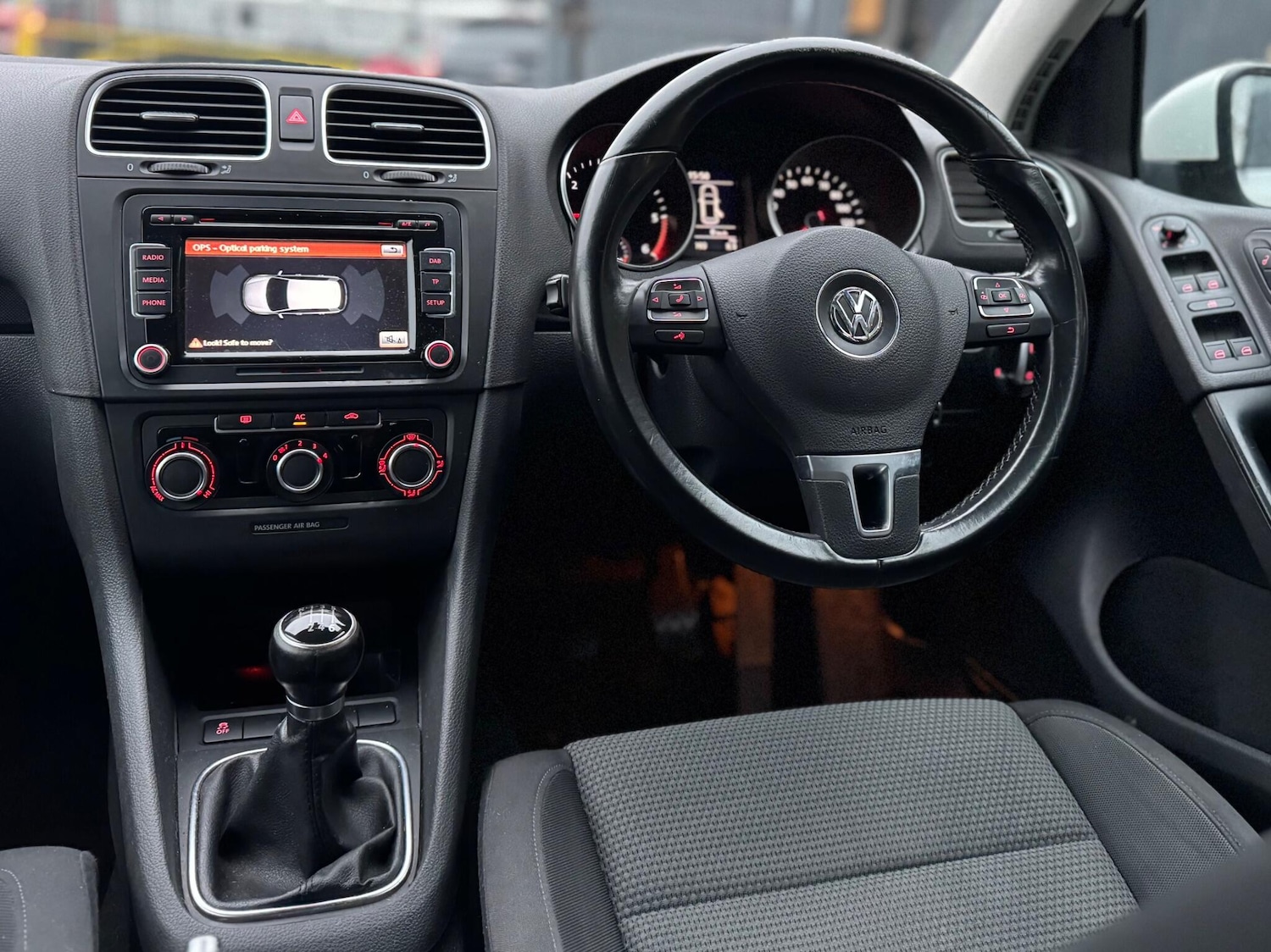Used Volkswagen Golf 2012 for sale - 77330376: Photo 69