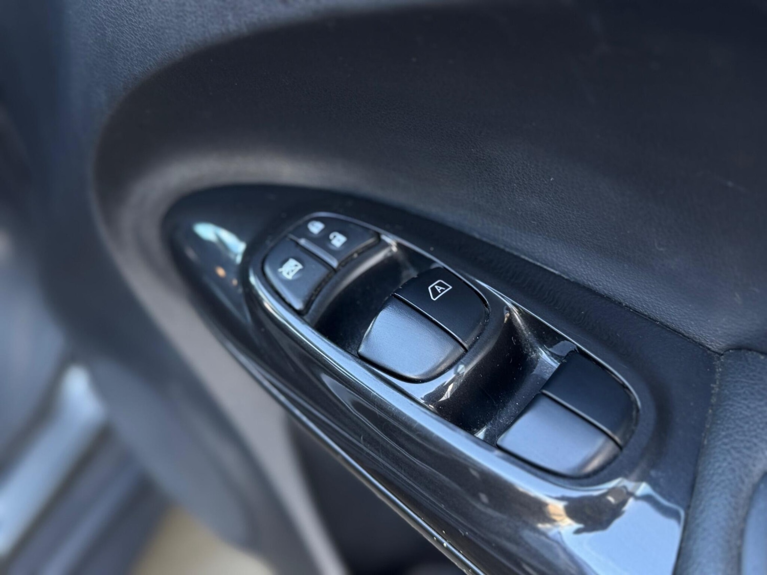 Used Nissan Juke 2014 for sale - 78101252: Photo 50