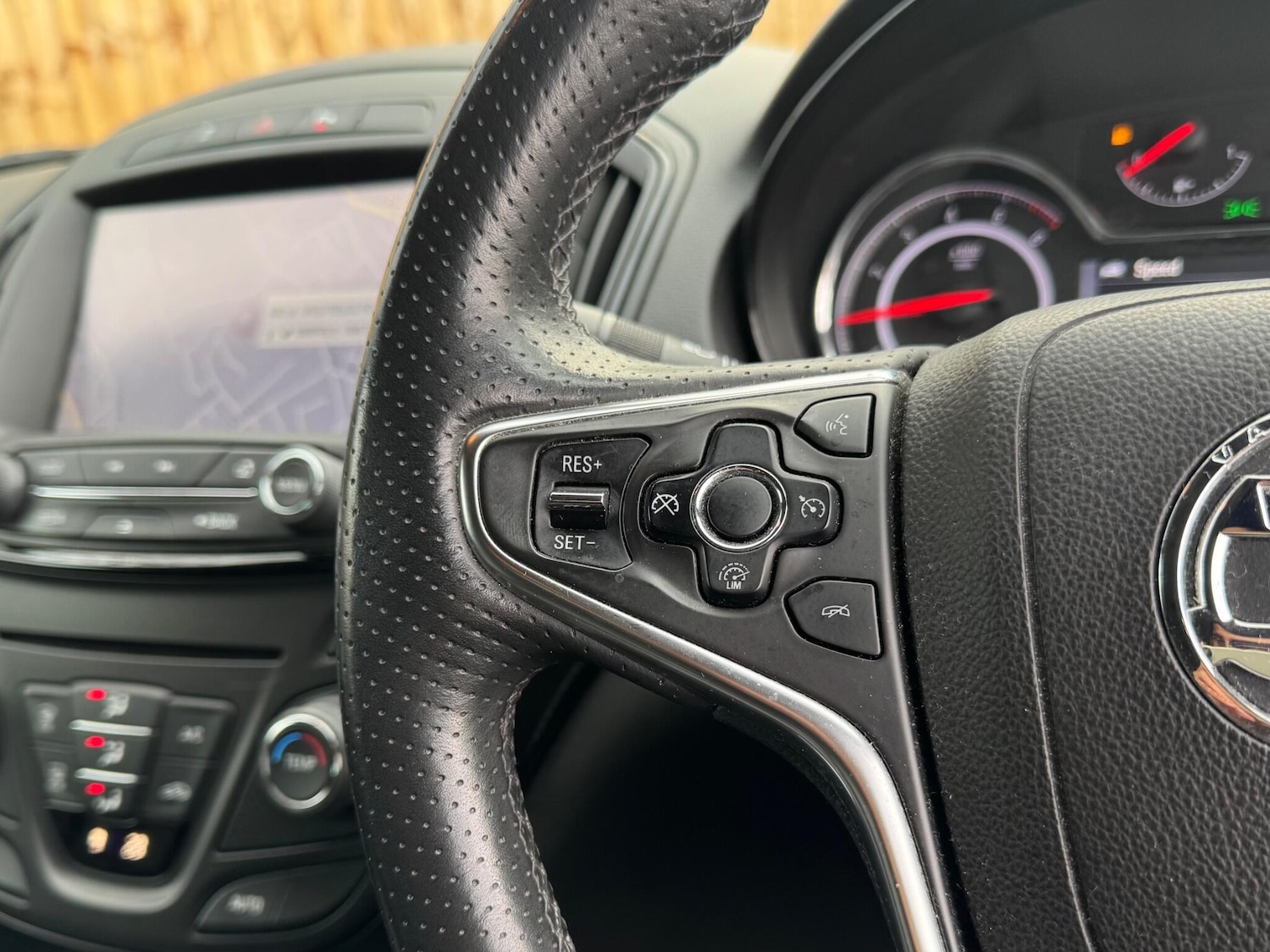 Used Vauxhall Insignia 2014 for sale - 76715339: Photo 74