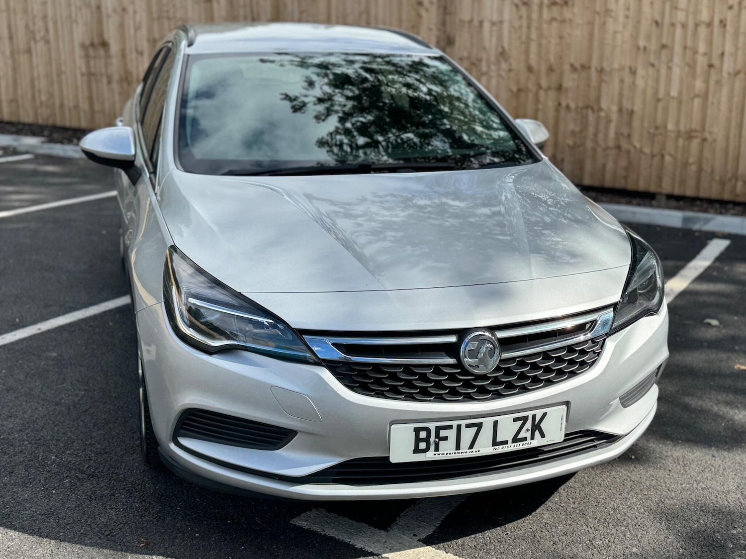 Used Vauxhall Astra 2017 for sale - 77054110: Photo 2