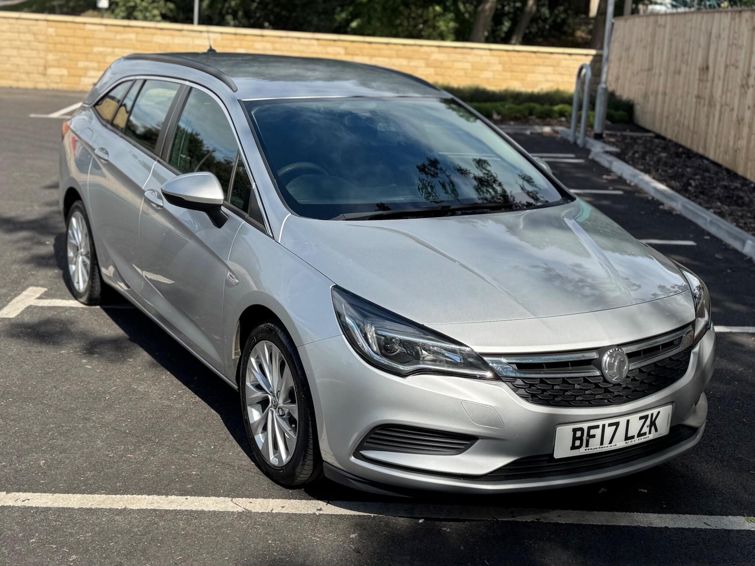 Used Vauxhall Astra 2017 for sale - 77054110: Photo 23