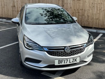 Used Vauxhall Astra 2017 for sale - 77054110: Photo