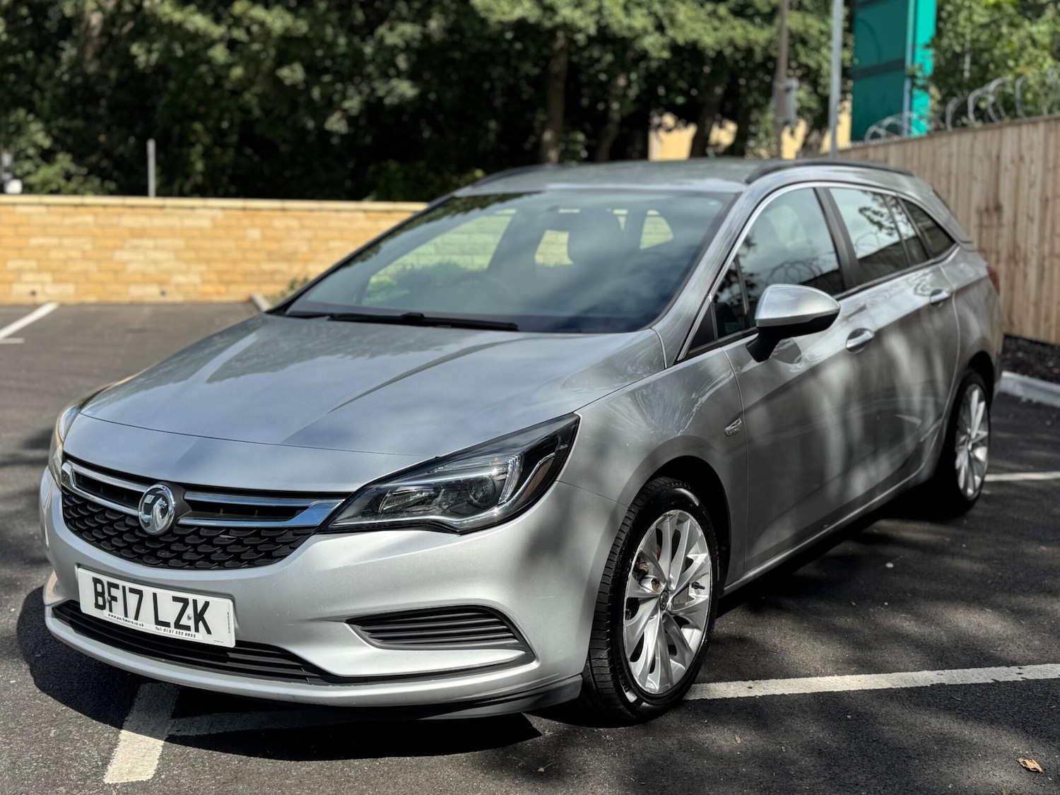 Used Vauxhall Astra 2017 for sale - 77054110: Photo 31