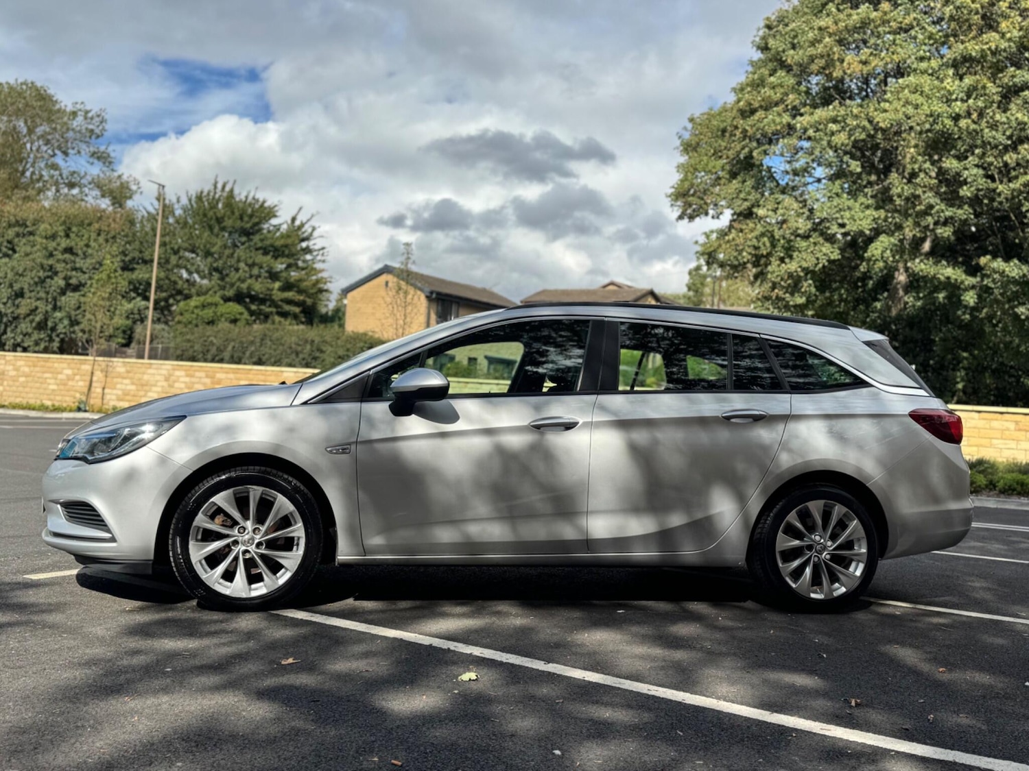 Used Vauxhall Astra 2017 for sale - 77054110: Photo 38