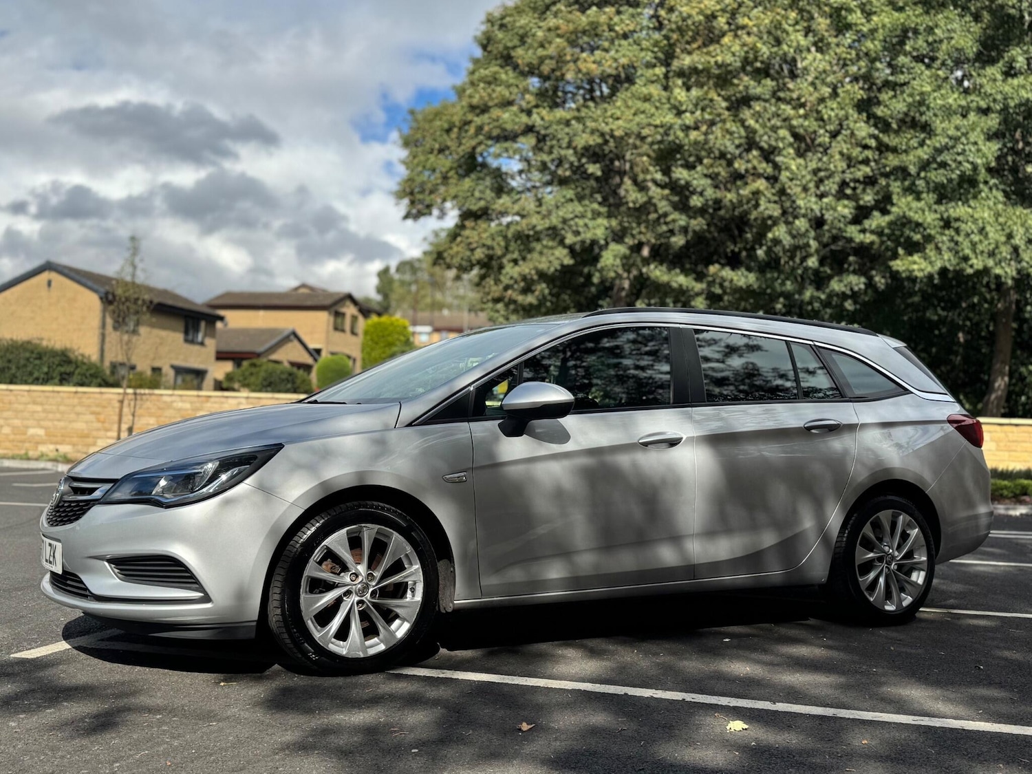 Used Vauxhall Astra 2017 for sale - 77054110: Photo 39