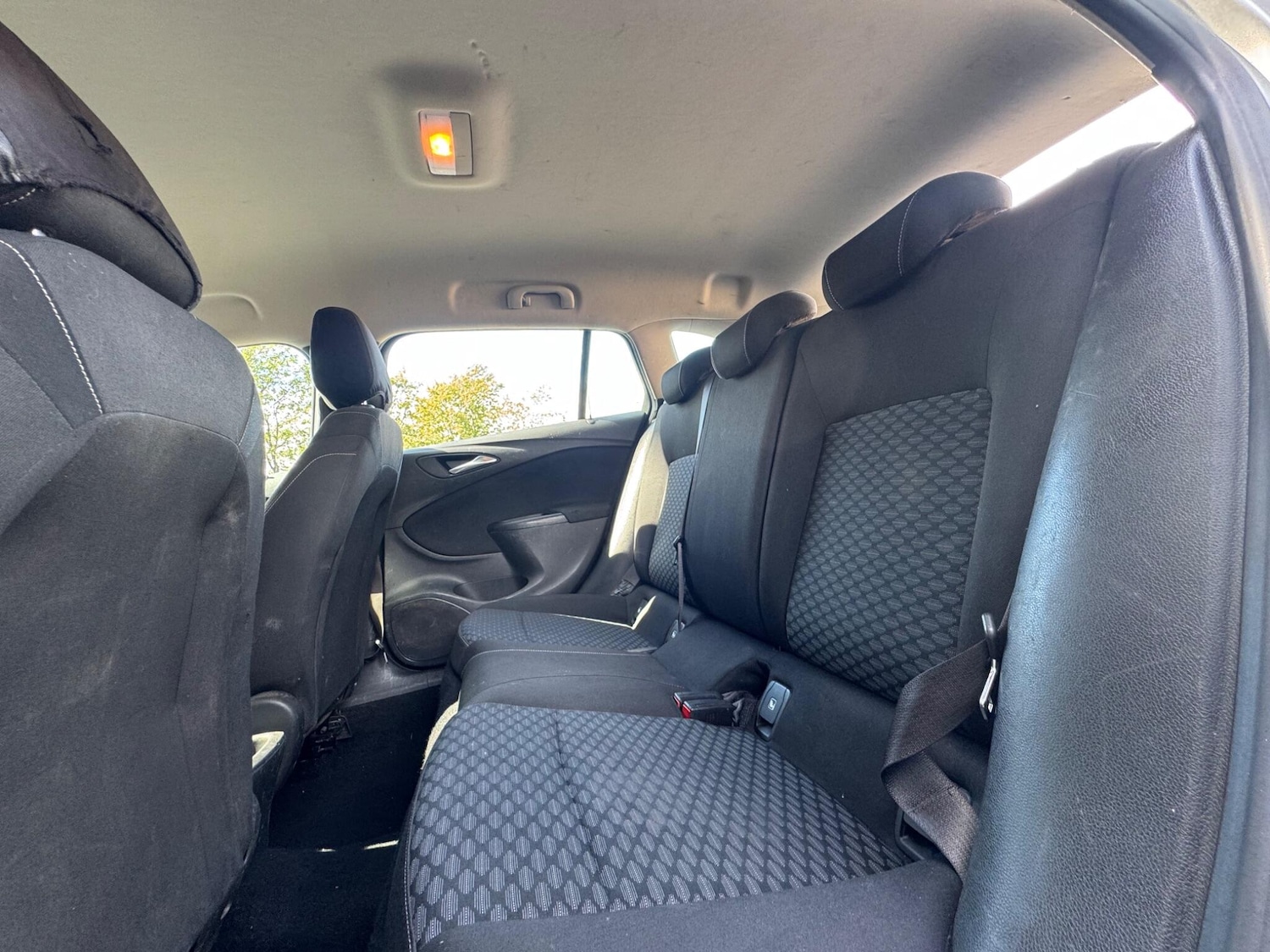 Used Vauxhall Astra 2017 for sale - 77054110: Photo 72