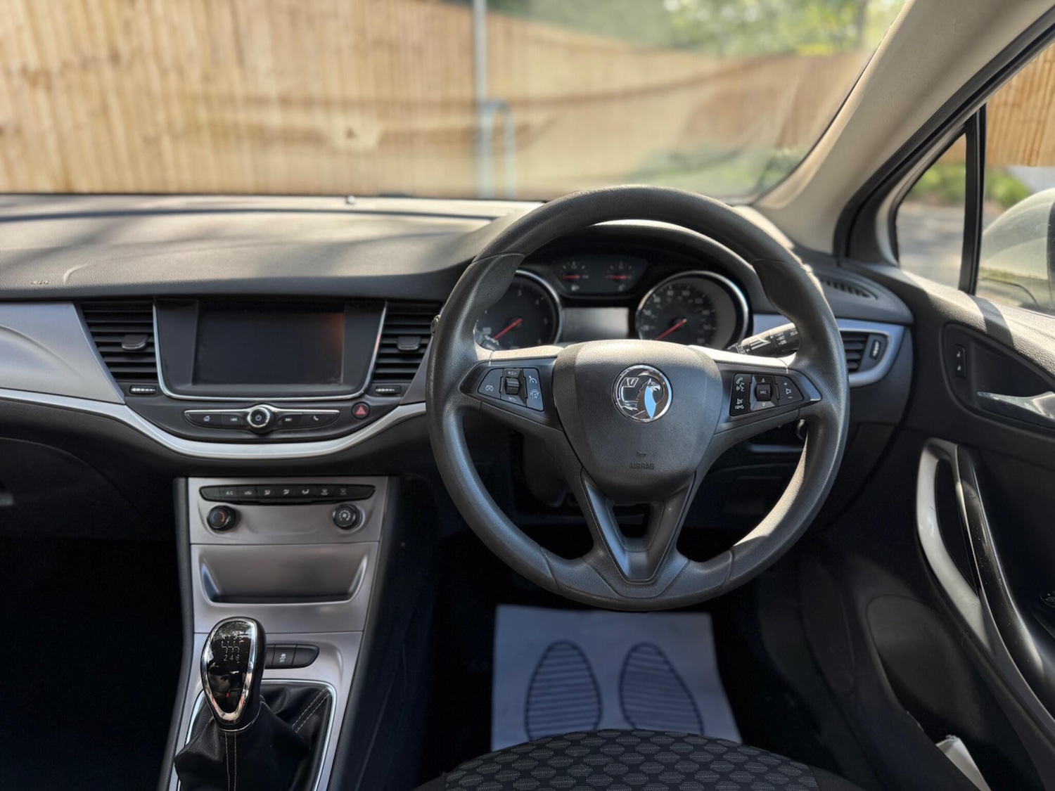 Used Vauxhall Astra 2017 for sale - 77054110: Photo 86