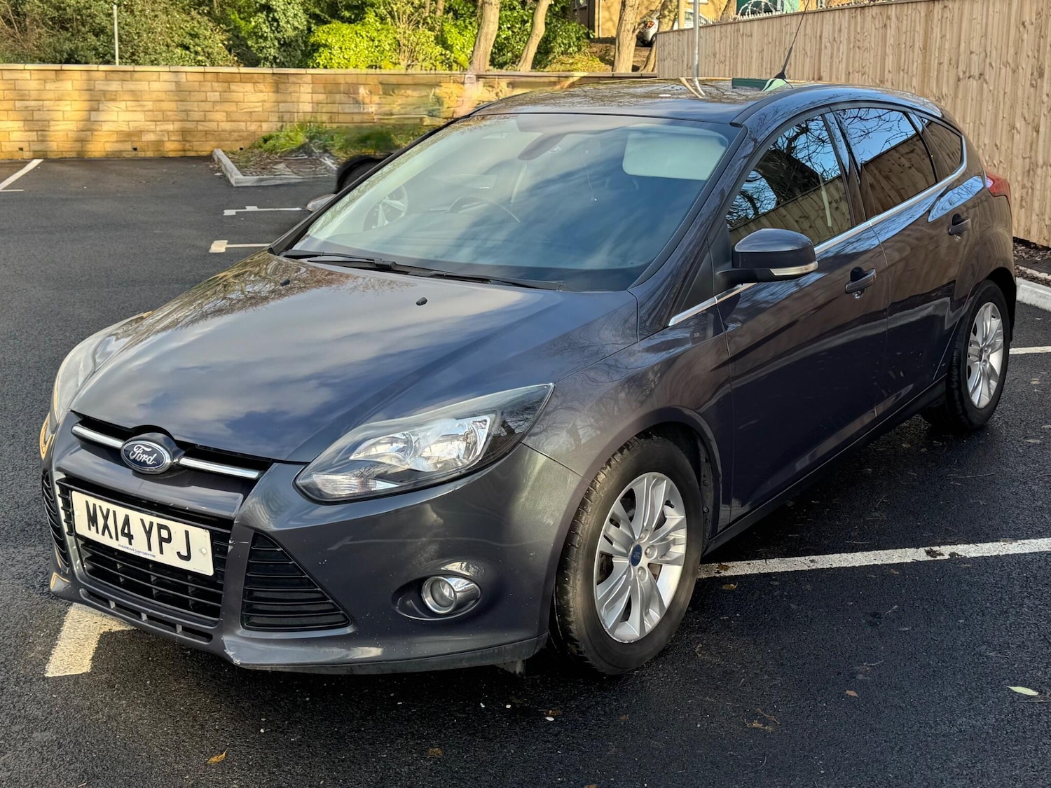 Used Ford Focus 2014 for sale - 76898850: Photo 3