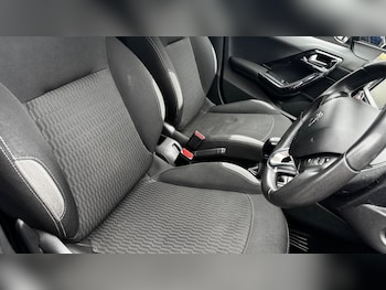 Used Peugeot 208 2016 for sale - 78902139: Photo