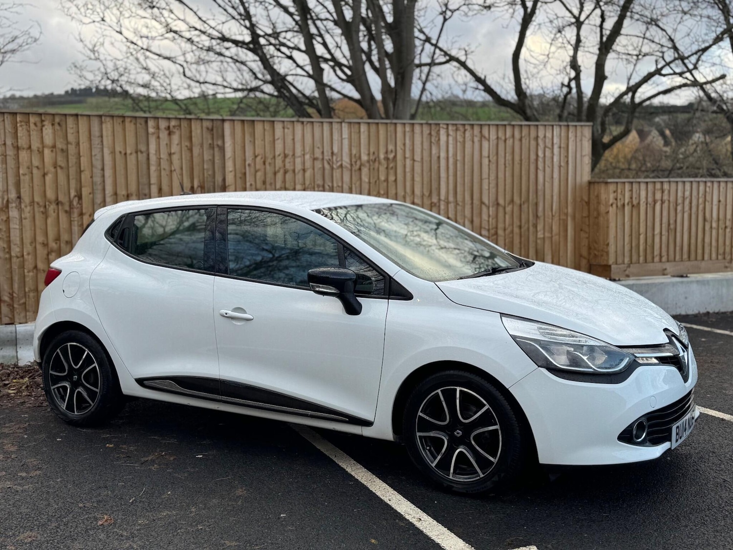 Used Renault Clio 2014 for sale - 76898869: Photo 16