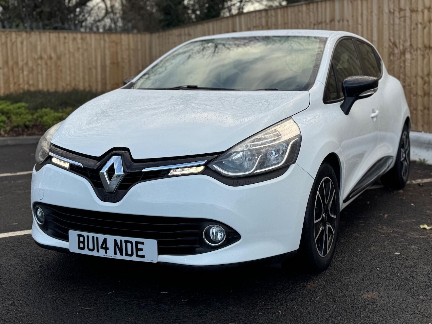 Used Renault Clio 2014 for sale - 76898869: Photo 3