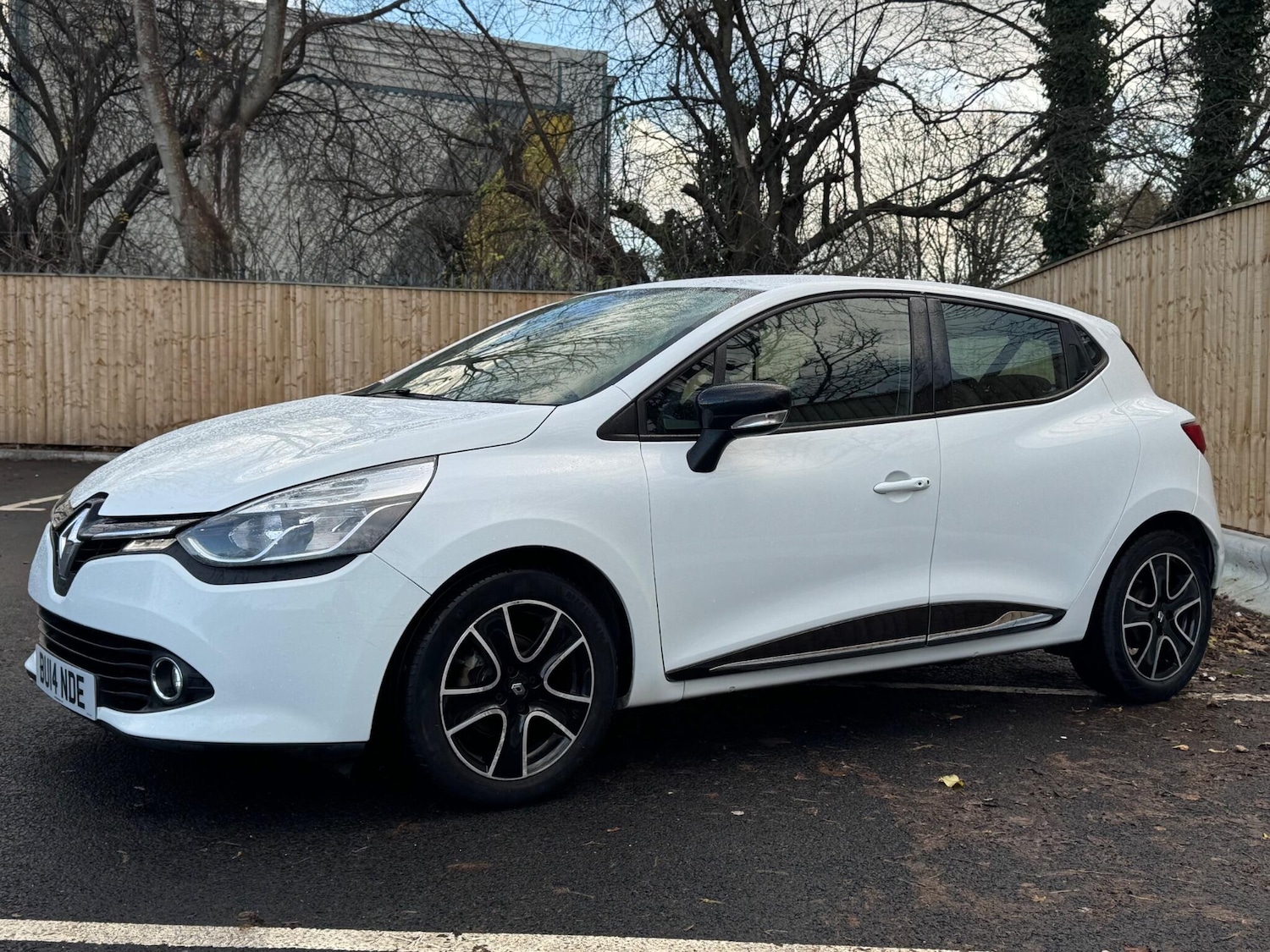 Used Renault Clio 2014 for sale - 76898869: Photo 35