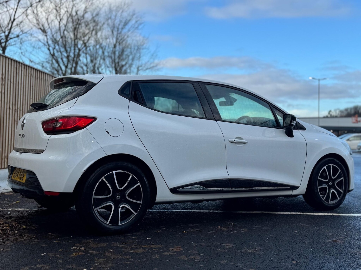 Used Renault Clio 2014 for sale - 76898869: Photo 37