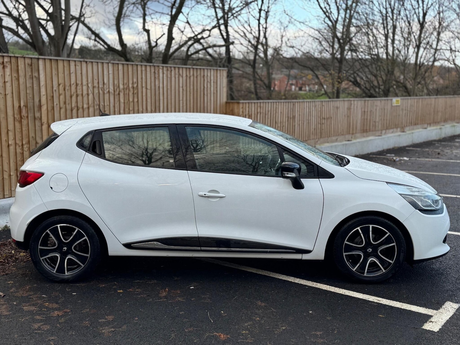 Used Renault Clio 2014 for sale - 76898869: Photo 38