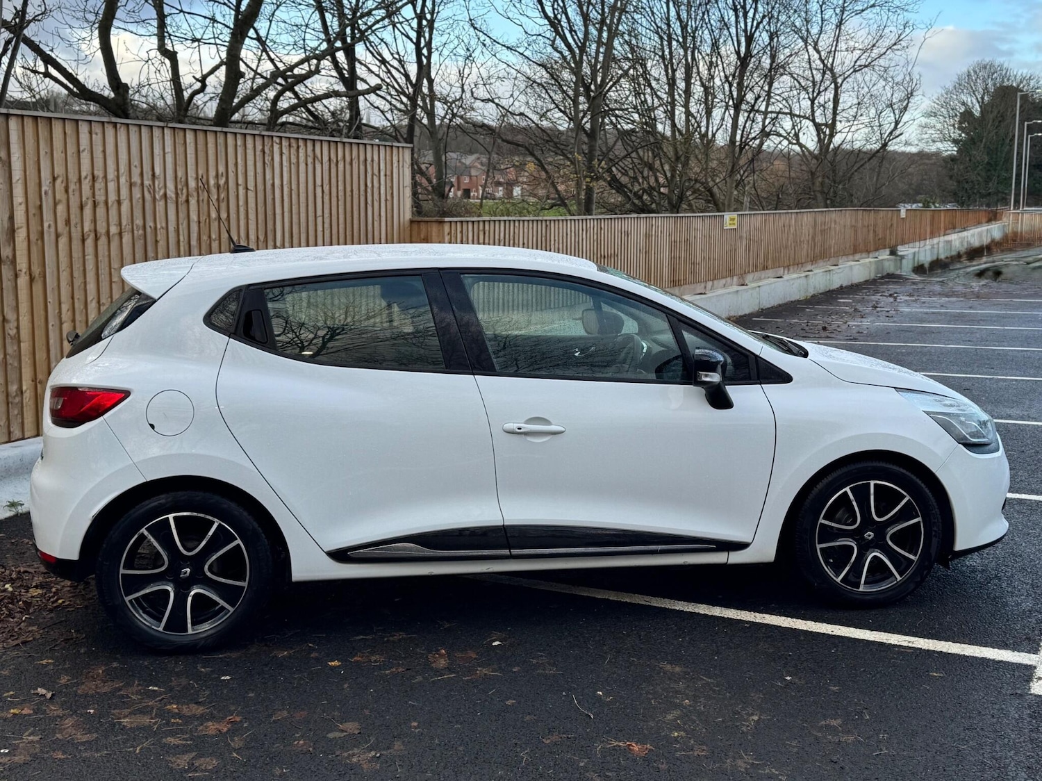 Used Renault Clio 2014 for sale - 76898869: Photo 40