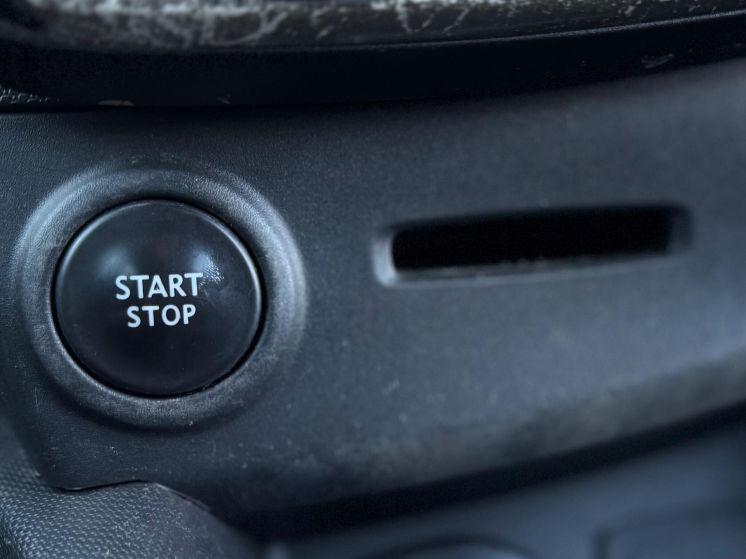 Used Renault Clio 2014 for sale - 76898869: Photo 65