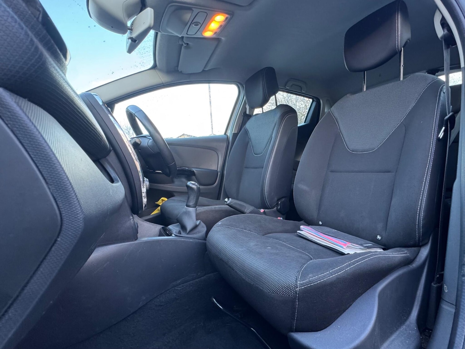 Used Renault Clio 2014 for sale - 76898869: Photo 74