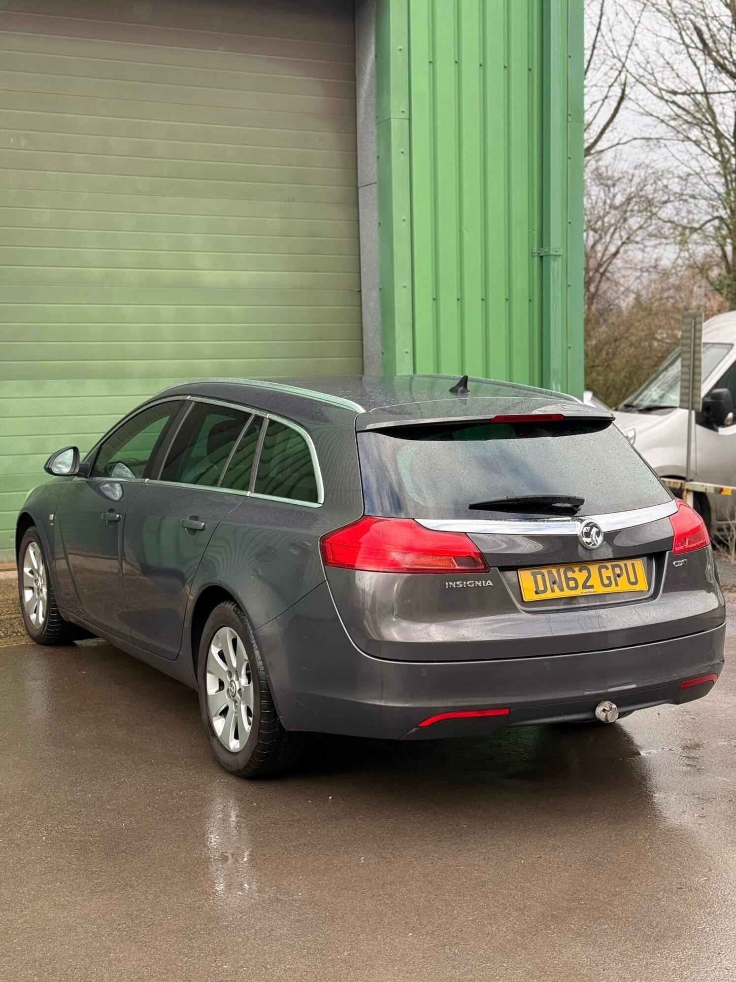 Used Vauxhall Insignia 2012 for sale - 77633648: Photo 4