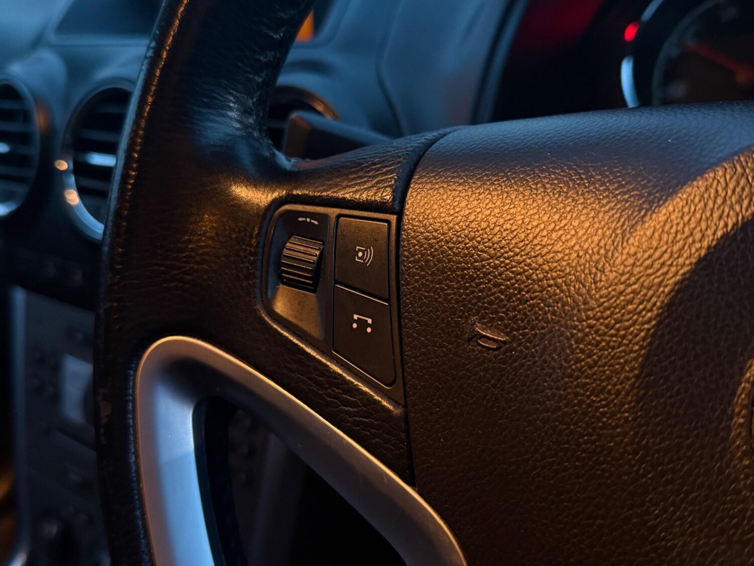 Used Vauxhall Antara for sale - 78214748: Photo 41