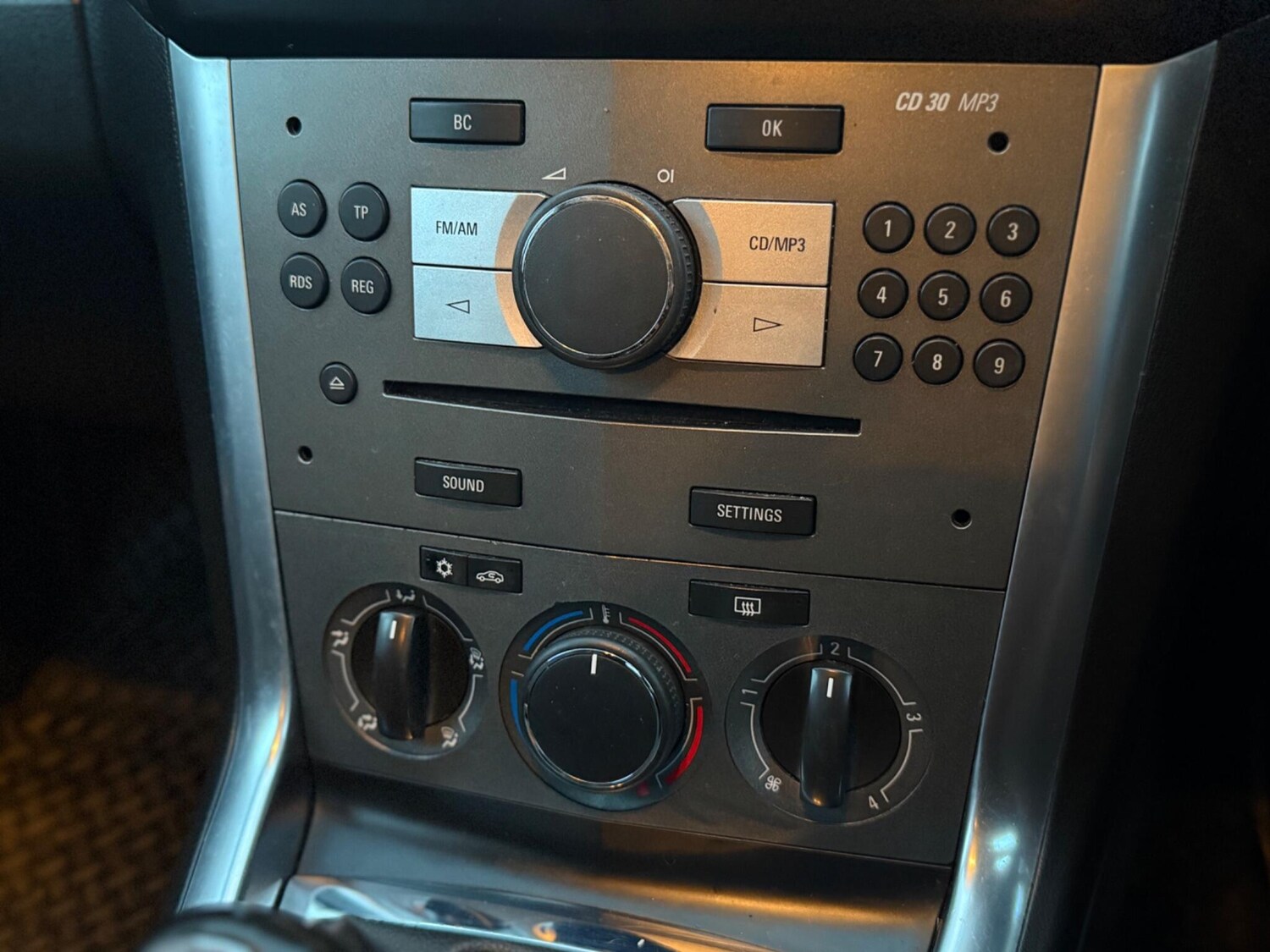 Used Vauxhall Antara for sale - 78214748: Photo 59