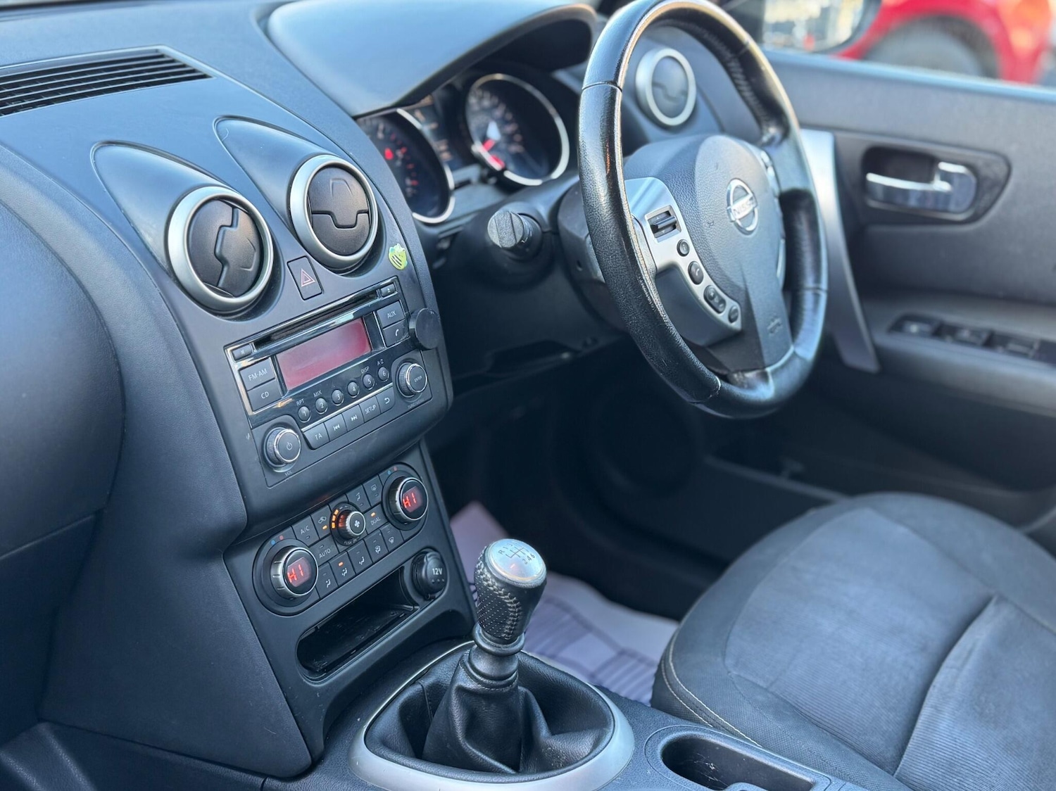 Used Nissan Qashqai 2011 for sale - 76759525: Photo 38