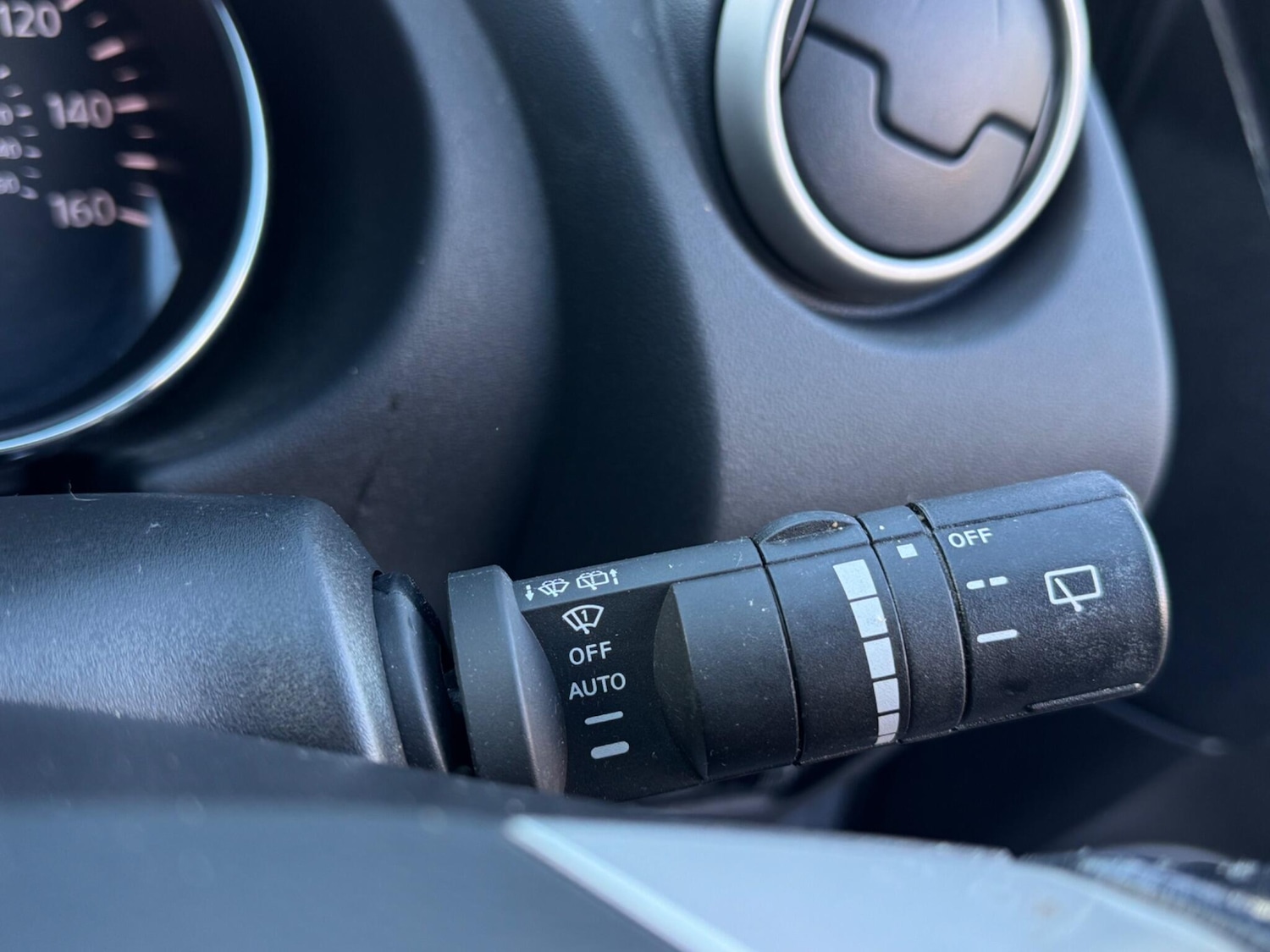 Used Nissan Qashqai 2011 for sale - 76759525: Photo 48