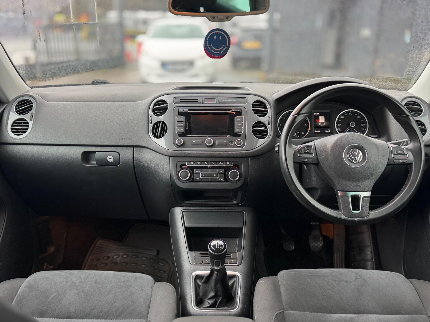 Used Volkswagen Tiguan 2015 for sale - 77411745: Photo 40