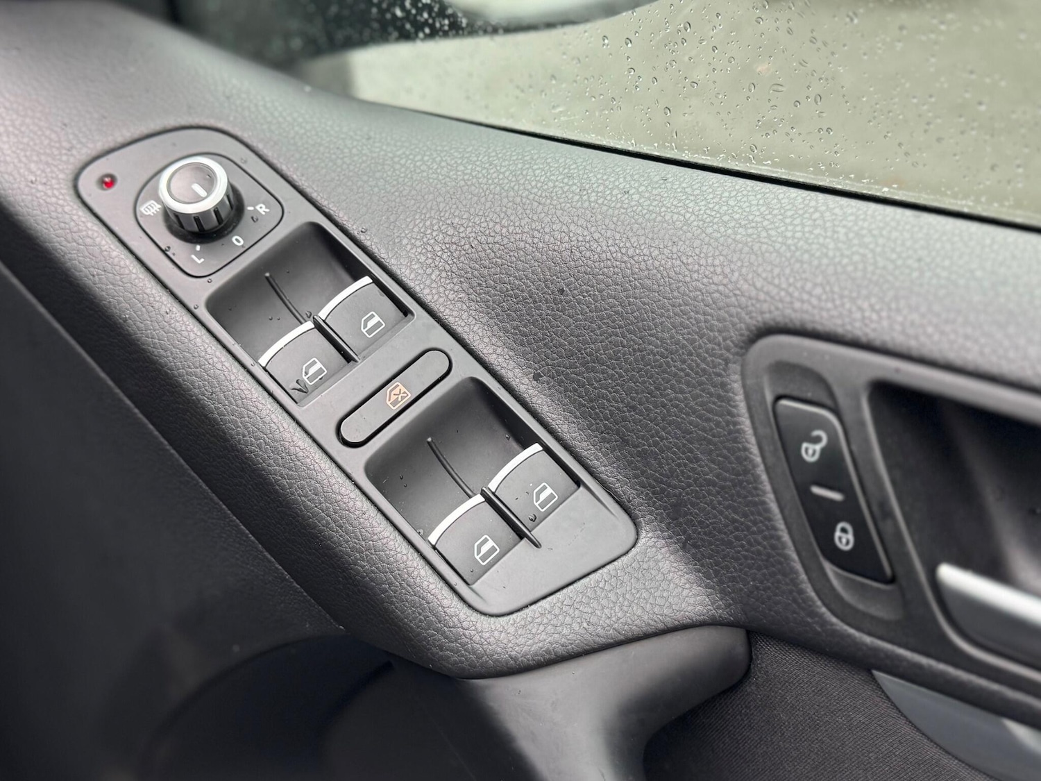 Used Volkswagen Tiguan 2015 for sale - 77411745: Photo 47