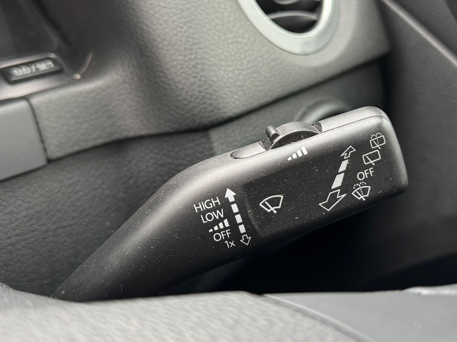 Used Volkswagen Tiguan 2015 for sale - 77411745: Photo 54