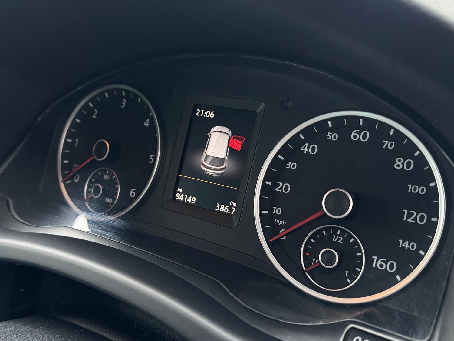 Used Volkswagen Tiguan 2015 for sale - 77411745: Photo 69