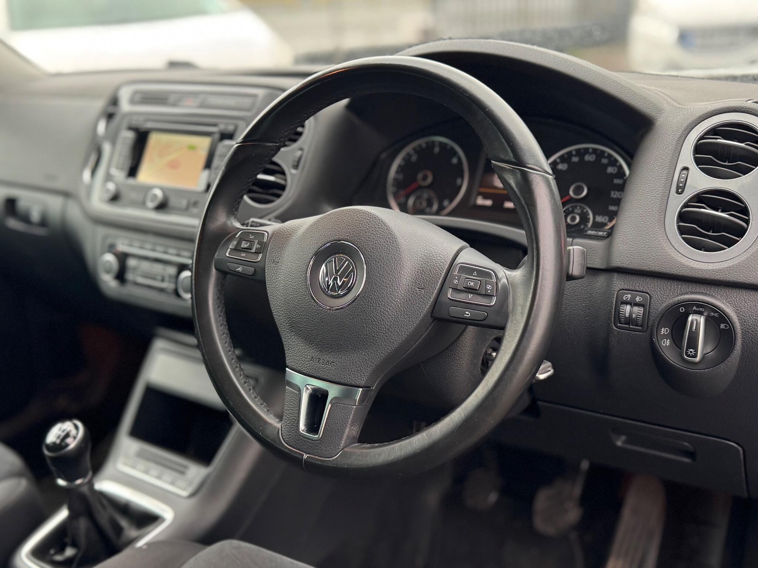 Used Volkswagen Tiguan 2015 for sale - 77411745: Photo 77