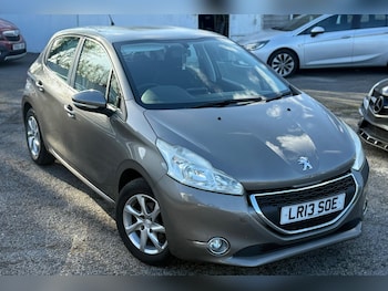 Used Peugeot 208 2013 for sale - 78291583: Photo