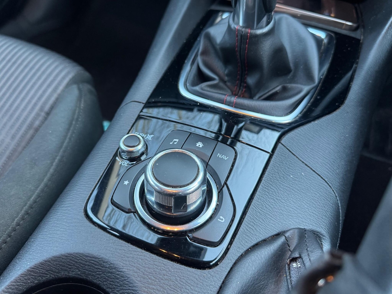 Used Mazda Mazda3 2014 for sale - 76702446: Photo 70