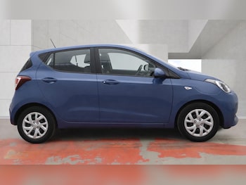 Used Hyundai i10 2017 for sale - 79039451: Photo