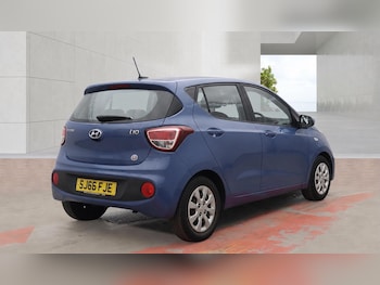 Used Hyundai i10 2017 for sale - 79039451: Photo