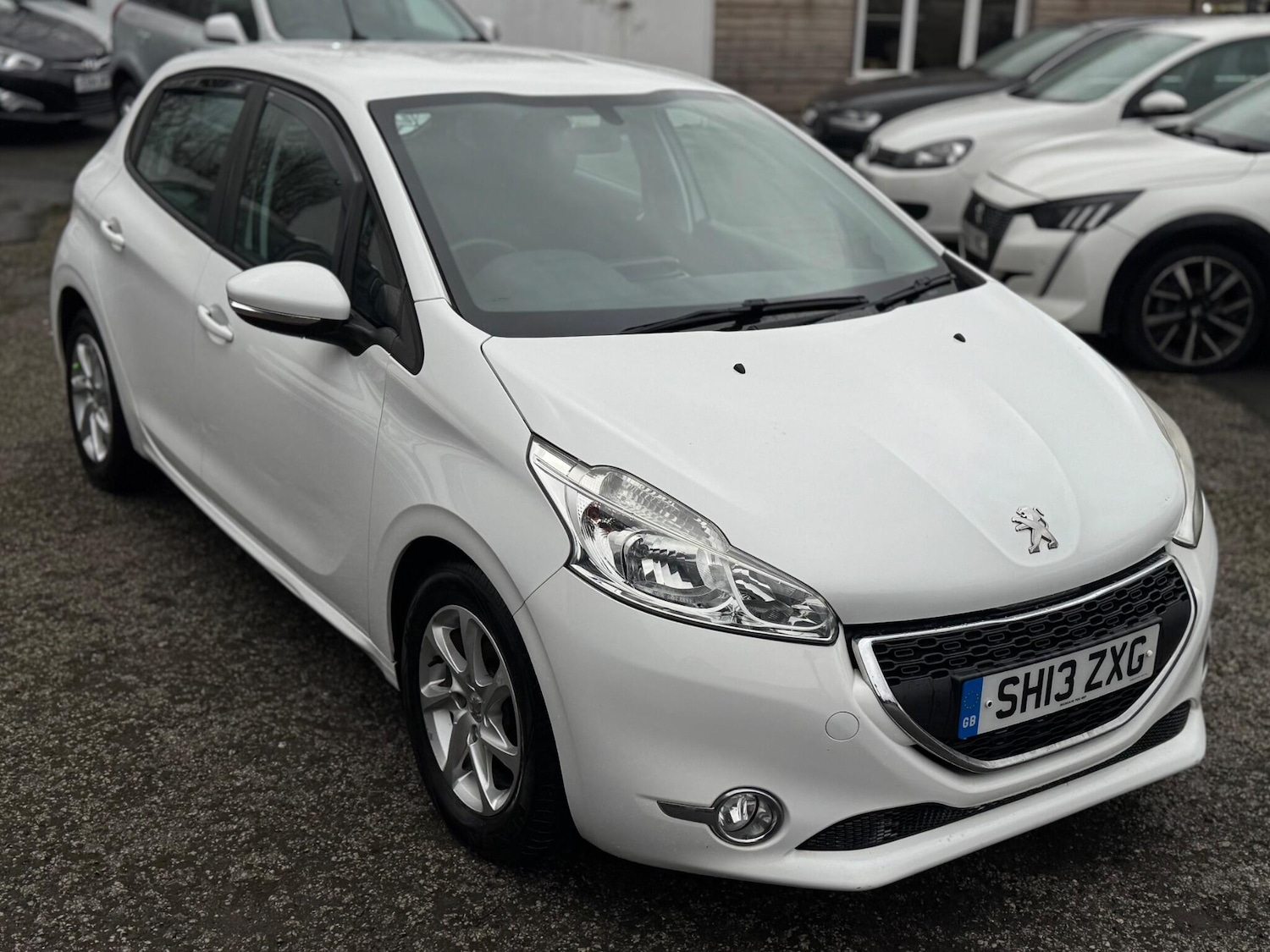 Used Peugeot 208 2013 for sale - 77410904: Photo 13