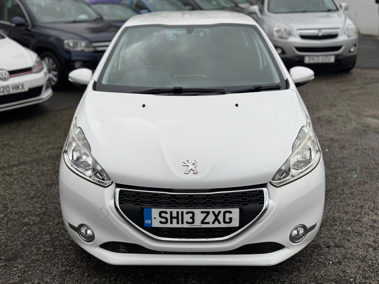 Used Peugeot 208 2013 for sale - 77410904: Photo 15